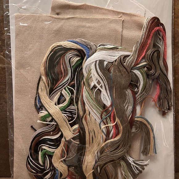 Dimensions Gold Collection SNOW LEOPARD Cross Stitch Kit #3835 Hart Design NEW!! - Picture 4 of 4